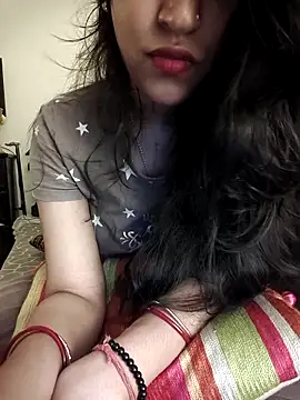 Webcam Model (Lavanya_sexyy)  is live.Free join now!