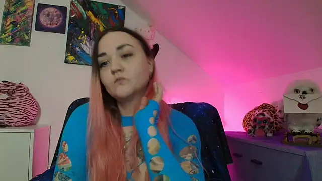 pinkhurricaneofficial - PinkHurricaneOfficial's free webcam