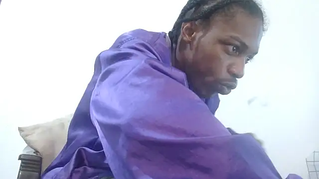 larry-n-clouds - Larry-n-clouds's free webcam - UK Sex Cams