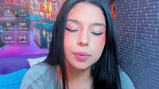 Small_naughty_ webcam