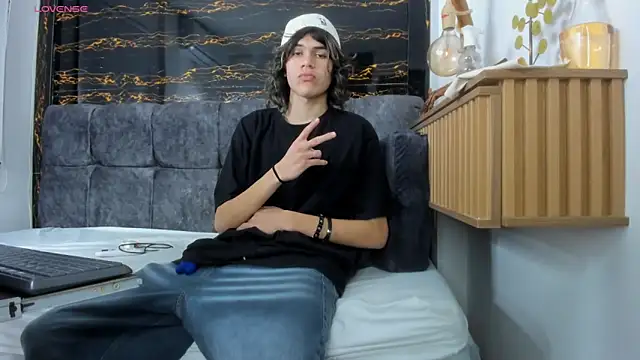 Diamond_twink webcam