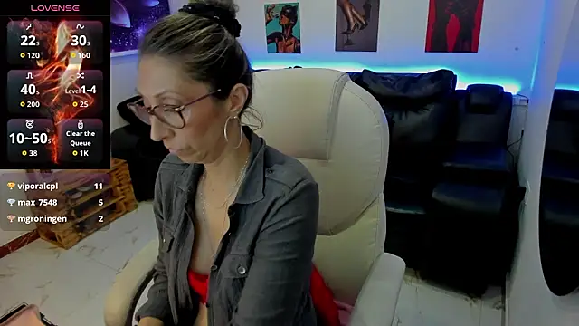 scarlett_079 - Scarlett_079's free webcam - UK Sex Cams