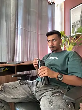 Latinmoster_boss webcam