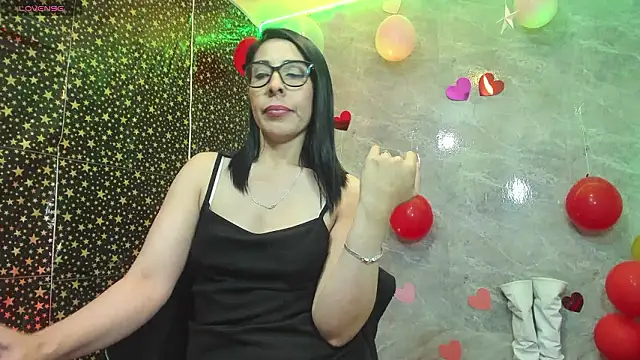 adellelennoxx webcam