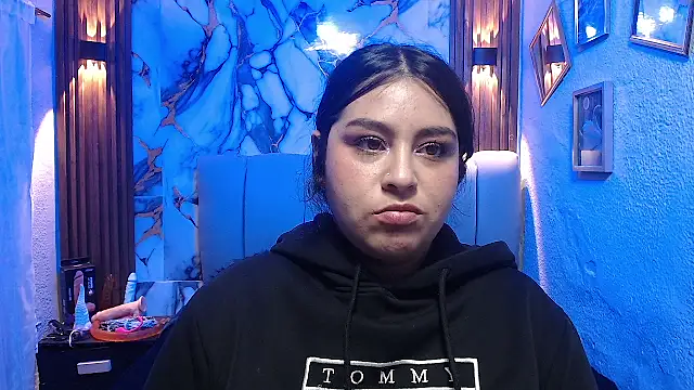 lehia_285 - Lehia_285's free webcam - UK Sex Cams