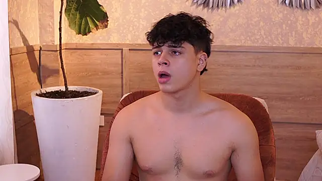 ethan_occonor - Ethan_occonor's free webcam - UK Sex Cams