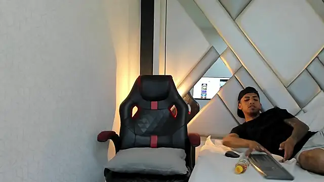 FOREVERWILD_VC webcam