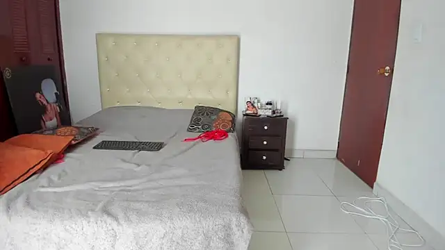 luissa_ - LUISSA_'s free webcam