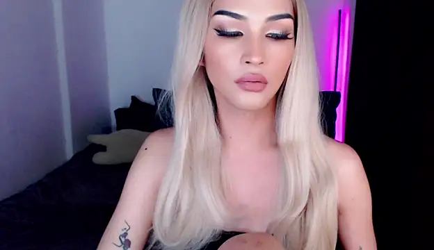 Alicegreenexx webcam