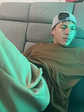 NaytonFreeman webcam