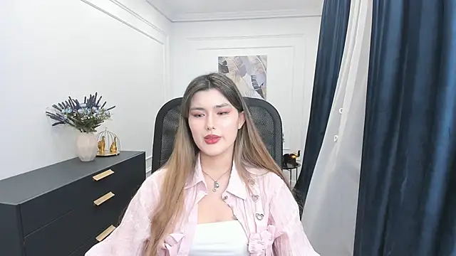 annetli - AnneTLi's free webcam