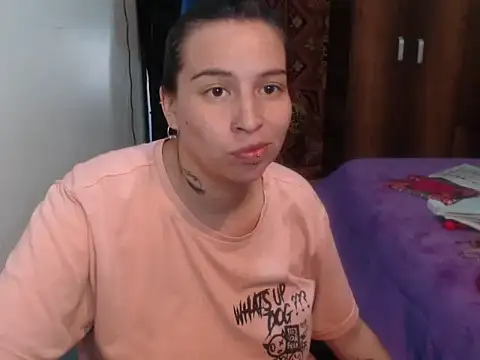 layanafuckass webcam