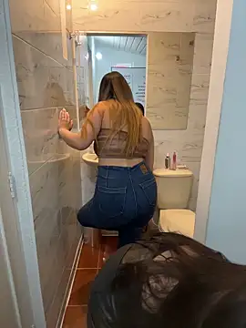 Antonella_Julieta webcam