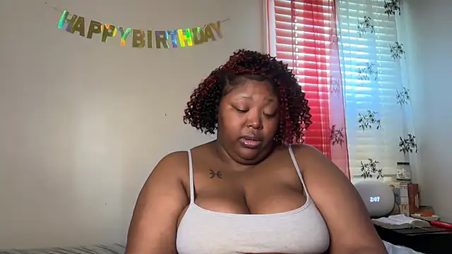 Chocolatebunnyxx96 webcam