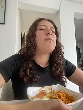 lizzy_luminair webcam