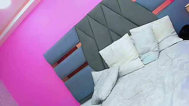 Daniiela_Foxx webcam