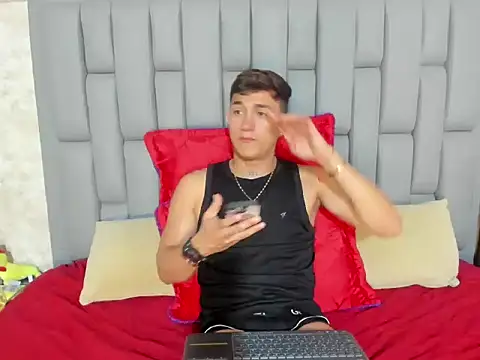 Alann_Smith_X webcam