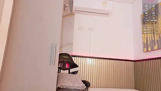 Scarlet_Vixen_ webcam