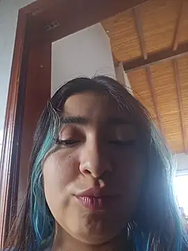 sweetcoralinee webcam