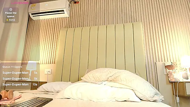 alessia_moon1 webcam