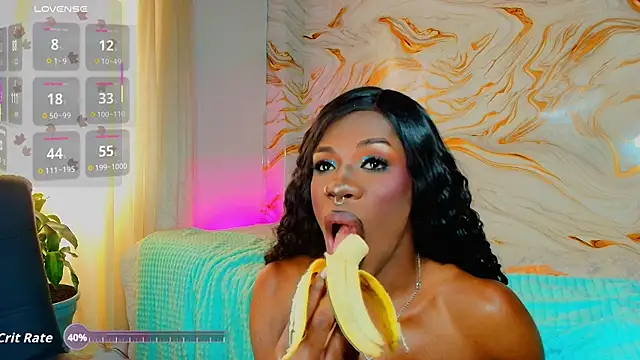 EbonyHansNight webcam