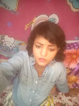 Freakingromance webcam