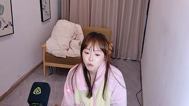 yuki-888 webcam
