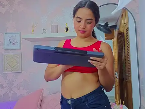 Emma_Thompssonn webcam