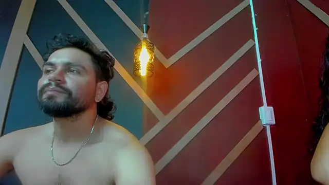 RashelANDCerverus webcam