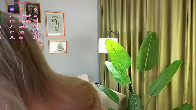 honey_kors webcam