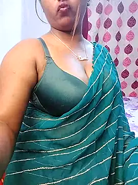 LoveLy-Soneya webcam