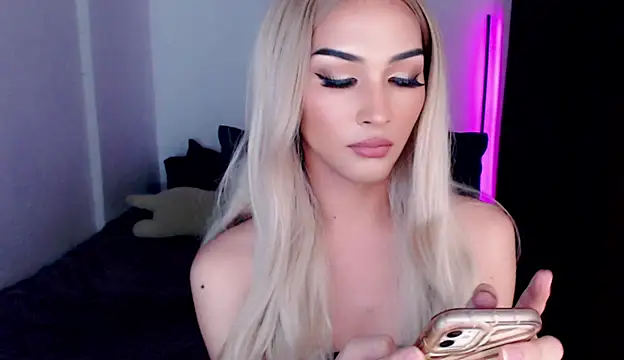 Alicegreenexx webcam
