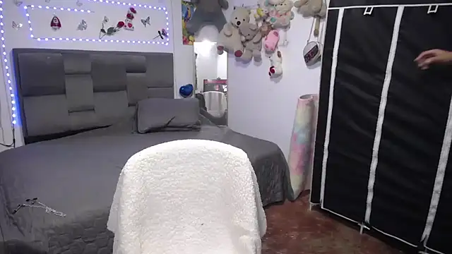 Sharloth_milf webcam