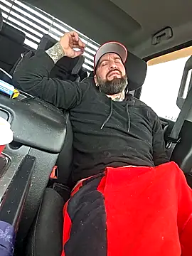 Beardedtattood webcam