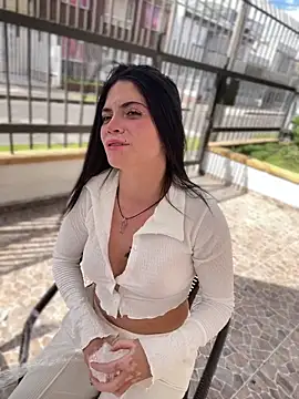 PamelaJonsom_ webcam