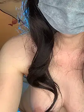 美女coco-ww90在线直播