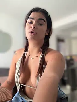 Kaily_Sweet16 webcam