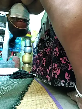 Tamilselviroja- webcam