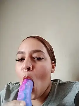 sweetandspicyyy webcam