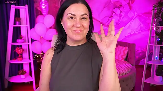 velvetluck - VelvetLuck's free webcam - UK Sex Cams