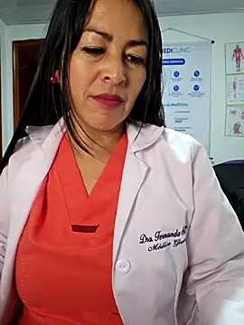 justsamantha_ - JustSamantha_'s free webcam - UK Sex Cams