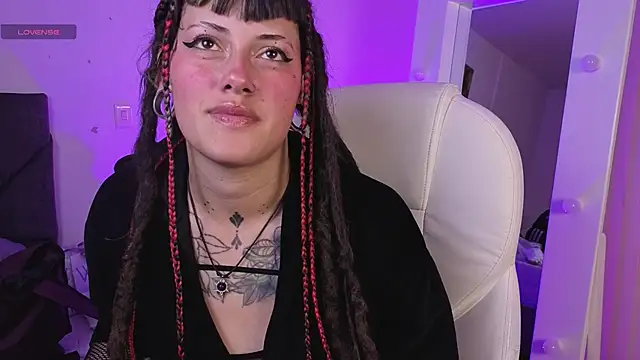 _sharlotte777 webcam