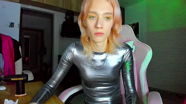 _alice_kitty - _Alice_Kitty's free webcam - UK Sex Cams