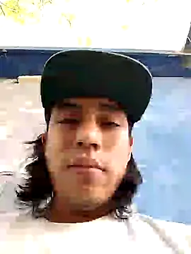 AlexAlejandro13 webcam