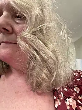 Kaitlyn_Winters webcam