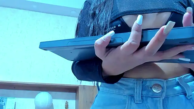 Emilly_Beaumont webcam