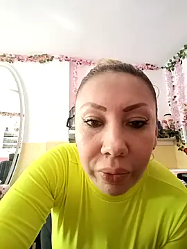 Webcam Model (coral_smitth)  is live.Free join now!