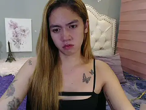urlovelyChloexxx webcam