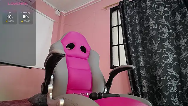 NatashaHot158 webcam