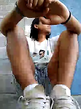 AlexAlejandro13 webcam